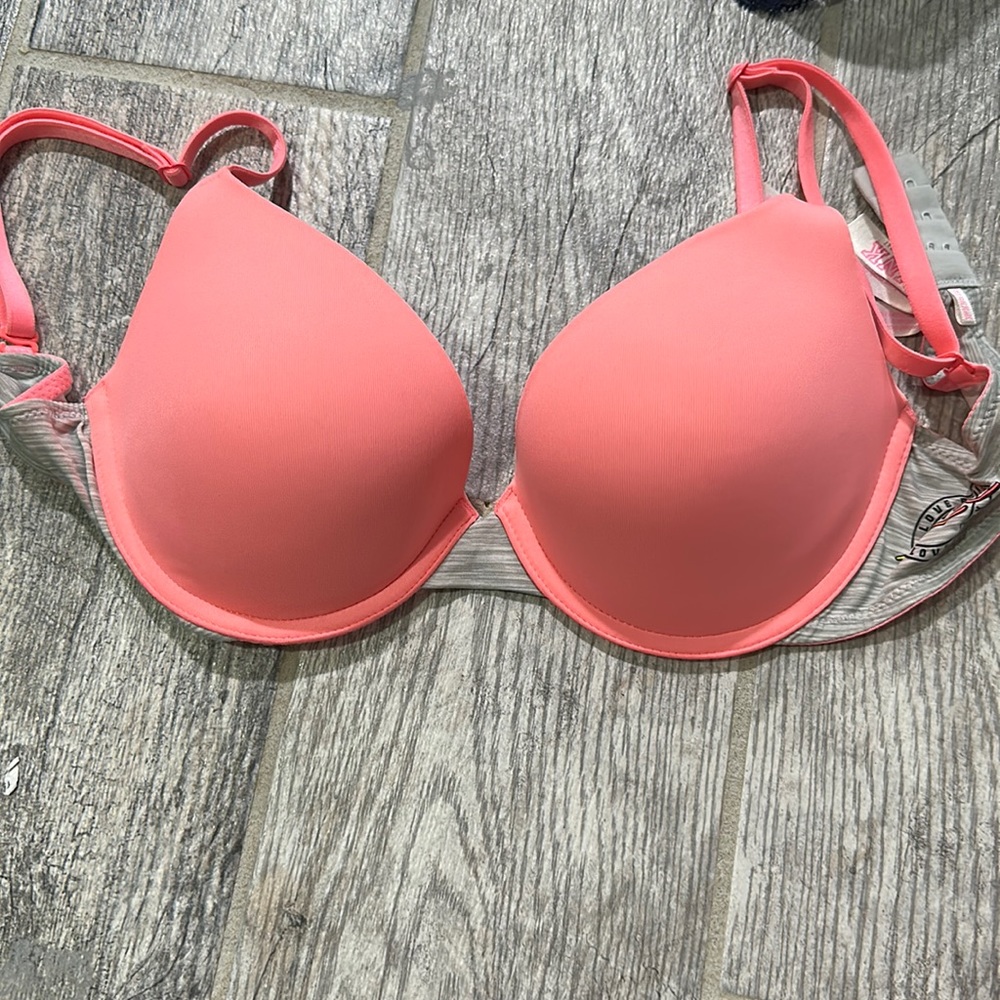 Push up bra